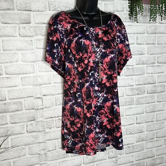 Floral Peep Hole Lightweight Top Blouse Shirt Size 2X - Picture 3 of 5